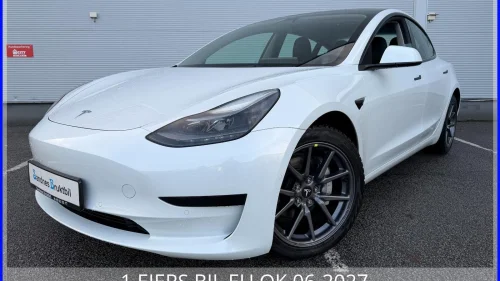 TESLA Model 3 SR KROK,KAMERA,PANO,NETFLIX,SPOTIFY,LED,NAVI,ELBAKLUKE