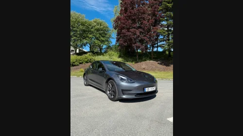 TESLA Model 3 Standard Range Plus RWD