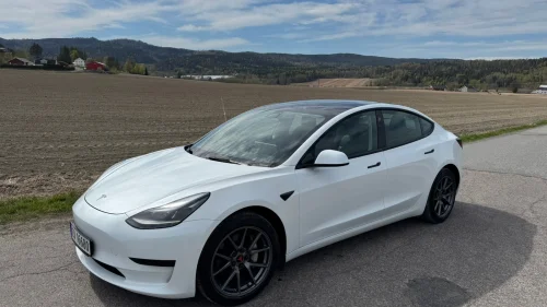 TESLA Model 3 Standard Range Plus RWD