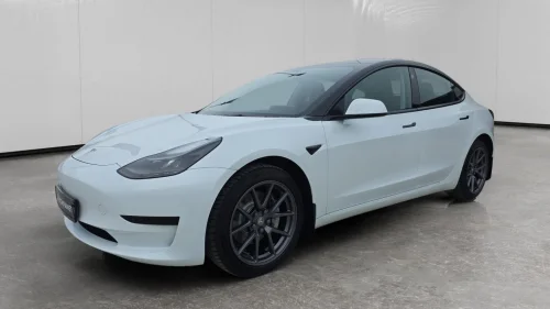 TESLA Model 3 SR + RWD | Skinn | Panorama | EU 05/27 | Krok | 1 eier