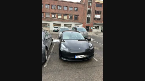 TESLA Model 3 Standard Range Plus RWD