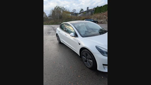 TESLA Model 3 Standard Range Plus RWD