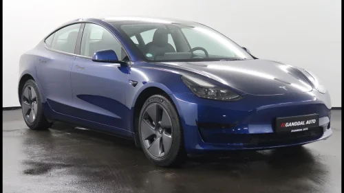 TESLA Model 3 + / KAMERA / SKINN / 448 WLTP / PANO