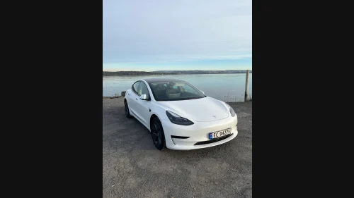 TESLA Model 3 Standard Range Plus RWD