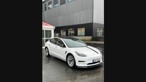 TESLA Model 3 Standard Range Plus RWD.  Ny EU control til 2027