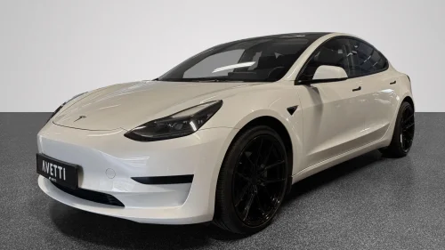 TESLA Model 3 SR+ 448KM WLTP Skinn Autopilot Kamera V.Pumpe ++