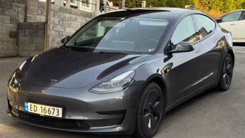 TESLA Model 3 Standard Range Plus RWD