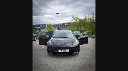 TESLA Model 3 Standard Range Plus RWD