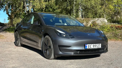 TESLA Model 3 Standard Range Plus RWD