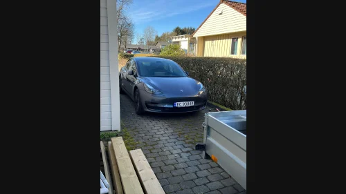 TESLA Model 3 Standard Range Plus RWD