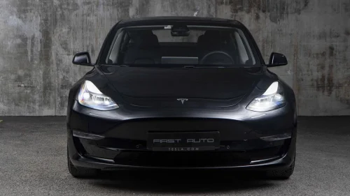 TESLA Model 3 Standard Range Plus RWD 1 eier 2.700,-/MND