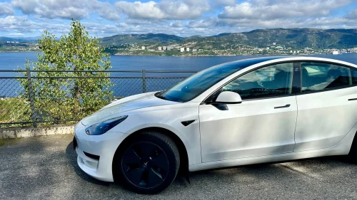 TESLA Model 3 Standard Range Plus RWD