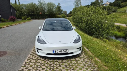 TESLA Model 3 Standard Range Plus RWD