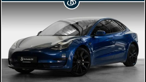 TESLA Model 3 / WLTP 448KM / EN-EIER / AUTOPILOT / SKINN