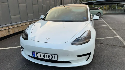 TESLA Model 3 Standard Range Plus RWD