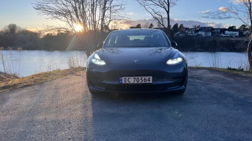 TESLA Model 3 Standard Range Plus RWD