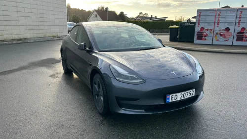 TESLA Model 3 Standard Range Plus RWD