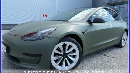 TESLA Model 3 SR SKINN,KAMERA,PANO,NETFLIX,SPOTIFY,NAVI,19" +++