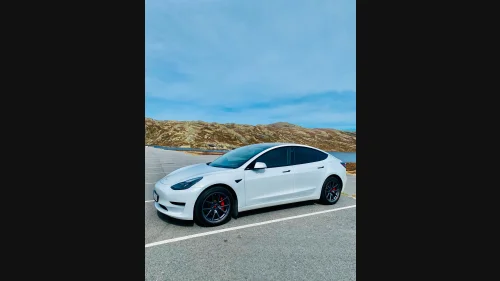 TESLA Model 3 Standard Range Plus RWD