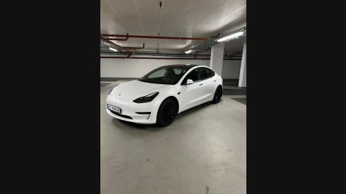 TESLA Model 3 Standard Range Plus RWD
