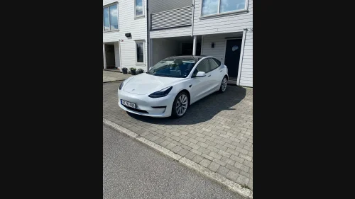 TESLA Model 3 Standard Range Plus RWD