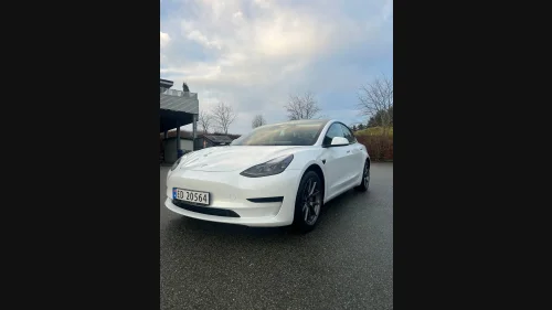 TESLA Model 3 Standard Range Plus RWD