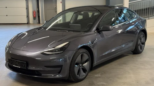 TESLA Model 3 SR + I Skinn I Kamera I Varmepumpe I LEASING