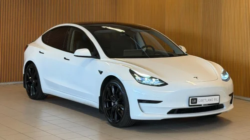 TESLA Model 3 RWD//448WLTP//