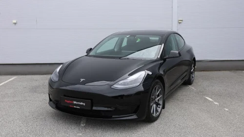 TESLA Model 3 Standard Range Plus/Autopilot/Premium/Skinn/Pano/Kamera