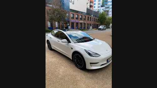 TESLA Model 3 Standard Range Plus RWD