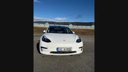 TESLA Model 3 Standard Range Plus RWD