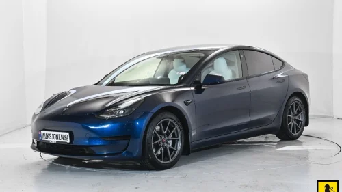 TESLA Model 3 AUTOPILOT ACC HENGERFESTE VARMEPUMPE NAVI PANORAMA