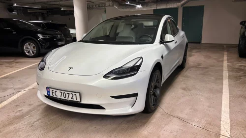 TESLA Model 3 Standard Range Plus RWD