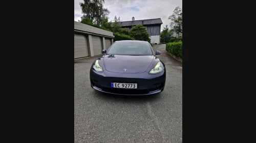 TESLA Model 3 Standard Range Plus RWD