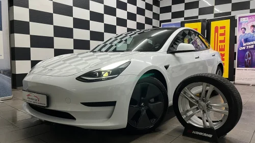TESLA Model 3 SR+*RWD*FACELIFT*NORSK*1-EIER*LAV KM*FREMSTÅR SOM NY++