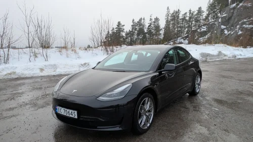 TESLA Model 3 Standard Range Plus RWD, Med hengerfeste!