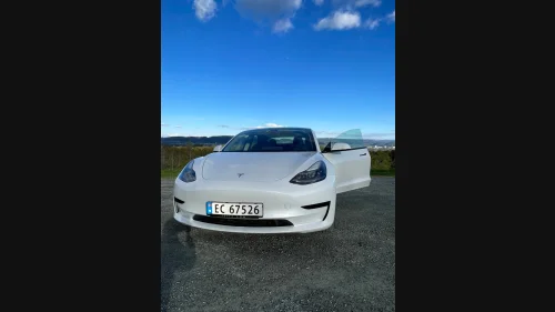 TESLA Model 3 Standard Range Plus RWD
