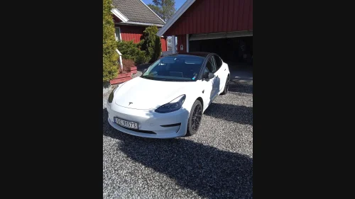 TESLA Model 3 Standard Range Plus RWD