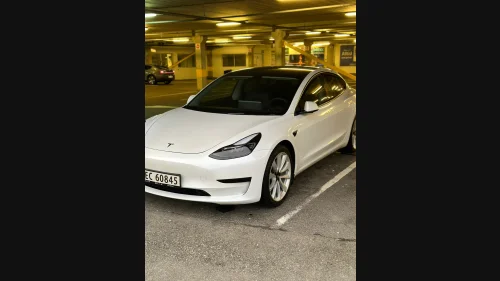 TESLA Model 3 Standard Range Plus RWD/Lav KM/Hengerfeste/sport felger