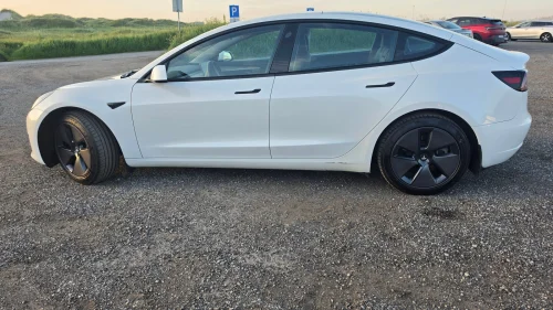 TESLA Model 3 Standard Range Plus RWD
