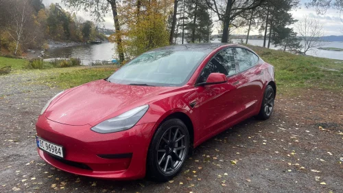TESLA Model 3 Standard Range Plus RWD