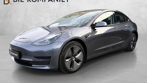 TESLA Model 3 Standard Range + RWD | Skinn | Panorama | EU 09/27
