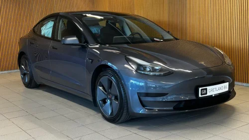 TESLA Model 3 Standard Range / Panoramatak / Autopilot ++++