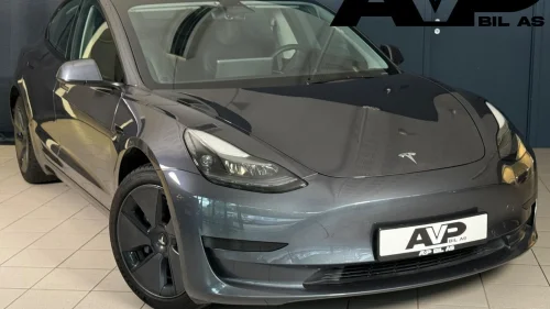 TESLA Model 3 SR+, Ny EU, Hengerfeste, Premium, 19"