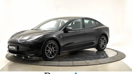 TESLA Model 3 Standard Range Plus  RWD /A.C.C/360-kam/Navi++