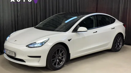 TESLA Model 3 Standard Range Plus V.pumpe/Vinterpakke/Autopilot/Pano