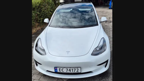 TESLA Model 3 Standard Range Plus RWD