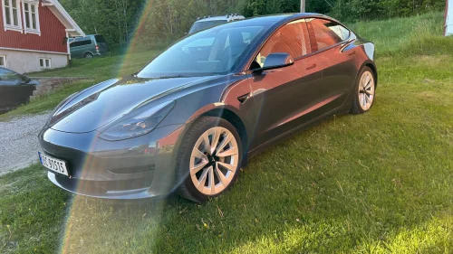 TESLA Model 3 Standard Range Plus RWD