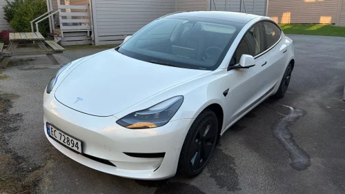 TESLA Model 3 Standard Range Plus RWD
