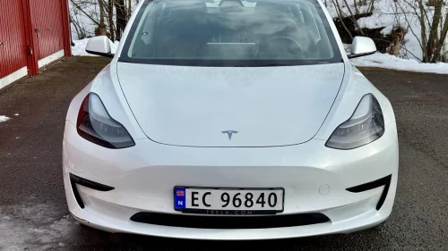 TESLA Model 3 Standard Range Plus RWD
